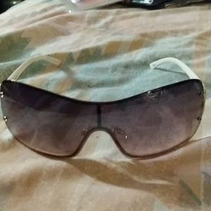 Women's sunglasses